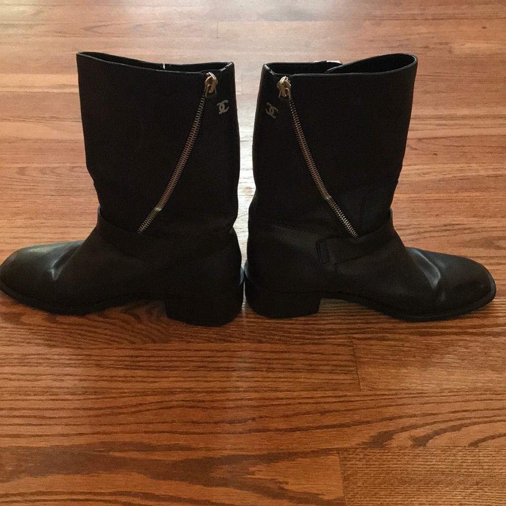 CHANEL Vintage Leather Boots